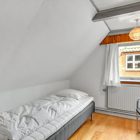 Stunning In With Wifi And 3 Bedrooms 2